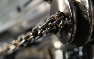 Should a Garage Door Chain Be Tight?